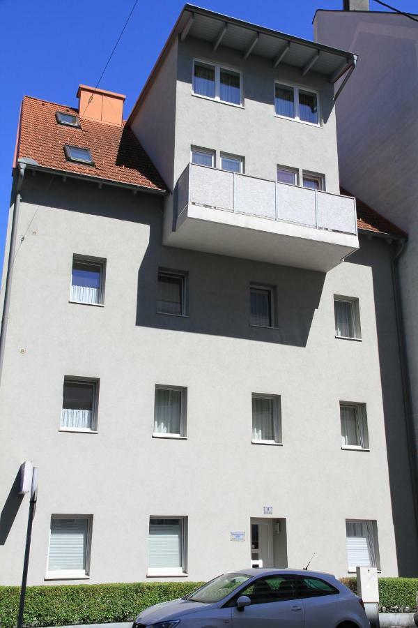 Appartementhaus Anna Линц Екстериор снимка